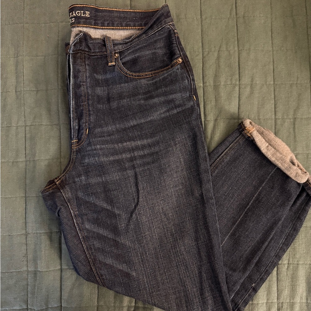 American Eagle vintage high rise jeans​